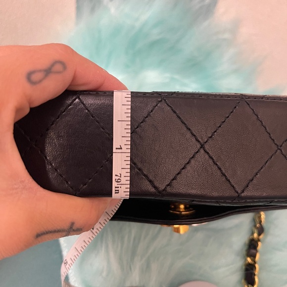 Authentic CHANEL Matelasse Paris Limited Shoulder Bag - Picture 13 of 16